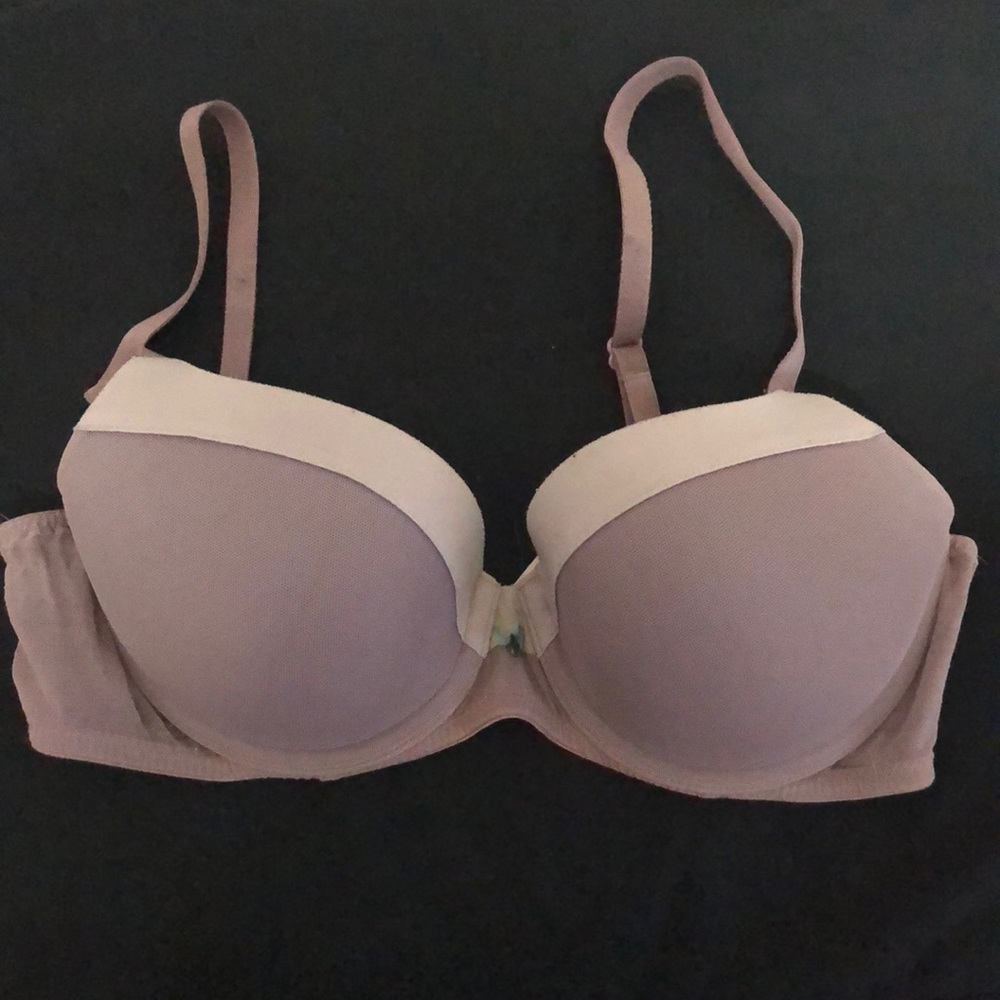 Victoria Secret Lightly Padded Bra